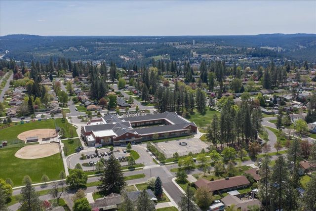 24 E 34th Ave, Spokane, WA 99203