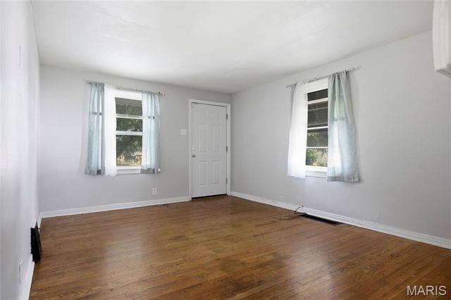 6539 Etzel Avenue, University City, MO 63130