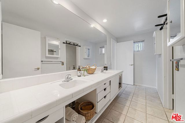 3543 Lavell Drive, Los Angeles, CA 90065