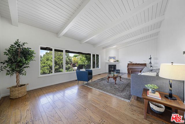 3543 Lavell Drive, Los Angeles, CA 90065
