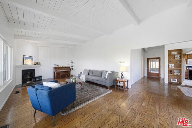 3543 Lavell Drive, Los Angeles, CA 90065