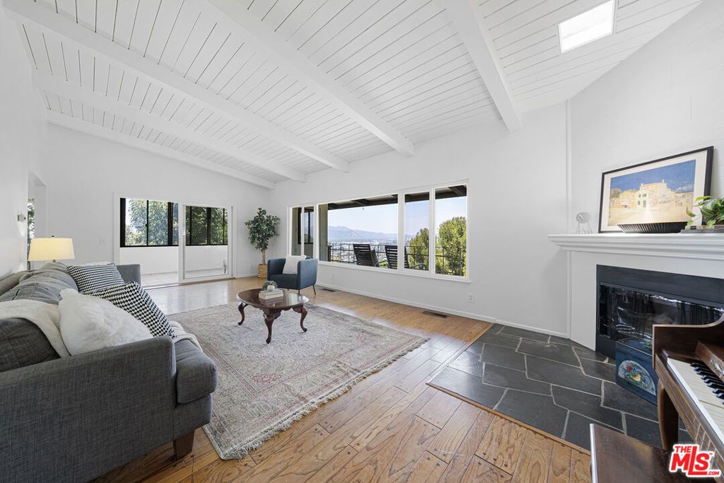 3543 Lavell Drive, Los Angeles, CA 90065