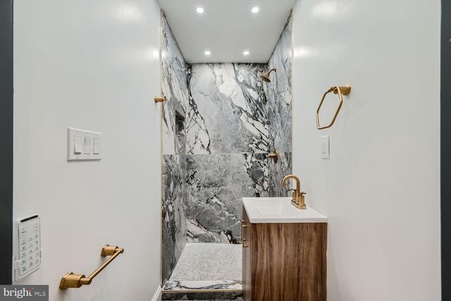 27 BIRCKHEAD ST, Baltimore, MD 21230