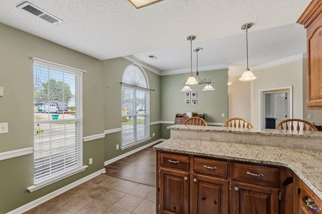 205 Autumn Woods Drive, Warner Robins, GA 31088