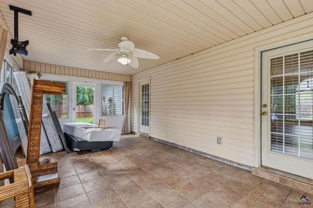 205 Autumn Woods Drive, Warner Robins, GA 31088