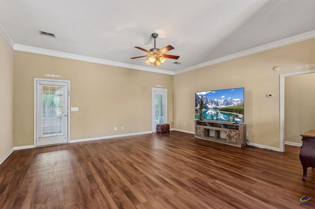 205 Autumn Woods Drive, Warner Robins, GA 31088