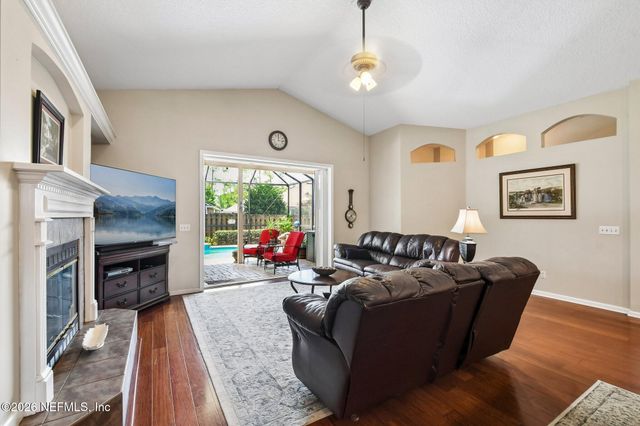 1716 SECLUDED WOODS Way, Fleming Island, FL 32003