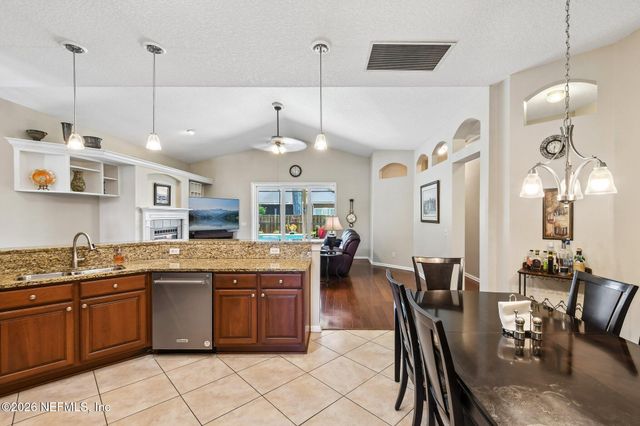 1716 SECLUDED WOODS Way, Fleming Island, FL 32003
