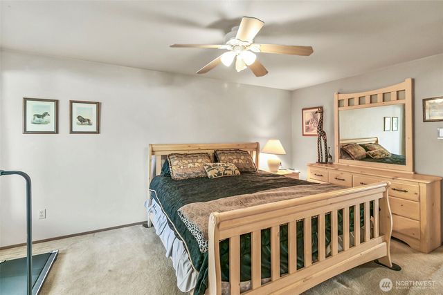 1031 SW 350th Place, Federal Way, WA 98023