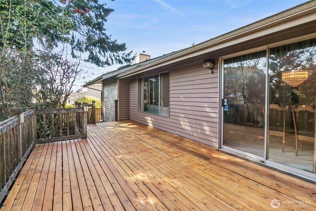 1031 SW 350th Place, Federal Way, WA 98023