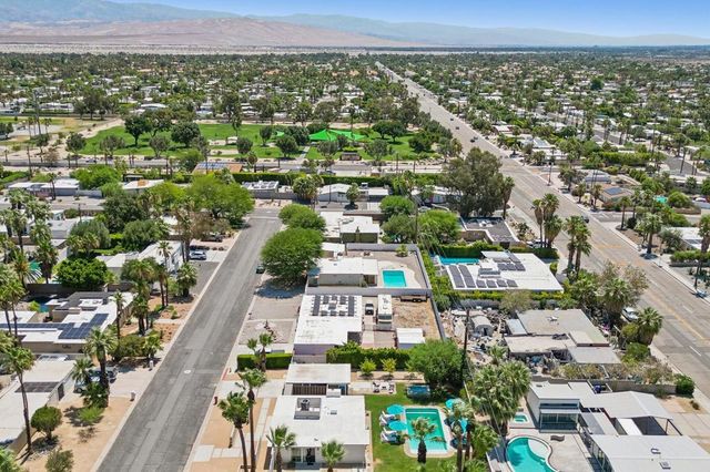 465 E Desert Holly Circle, Palm Springs, CA 92262