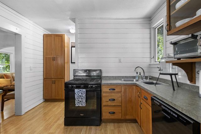 1017 ELIZA STREET, Green Bay, WI 54301