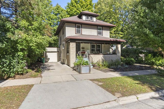 1017 ELIZA STREET, Green Bay, WI 54301