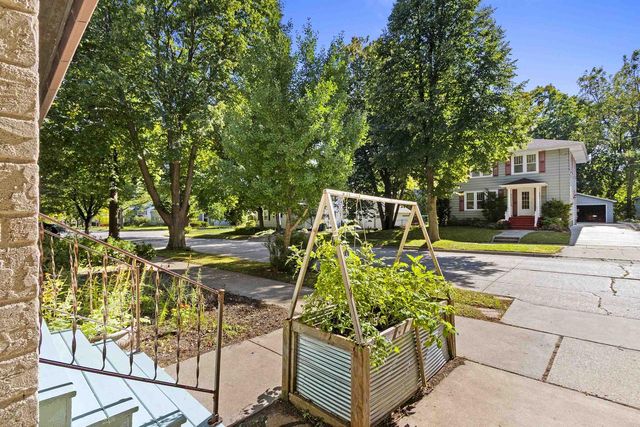 1017 ELIZA STREET, Green Bay, WI 54301