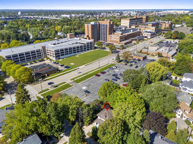 1017 ELIZA STREET, Green Bay, WI 54301