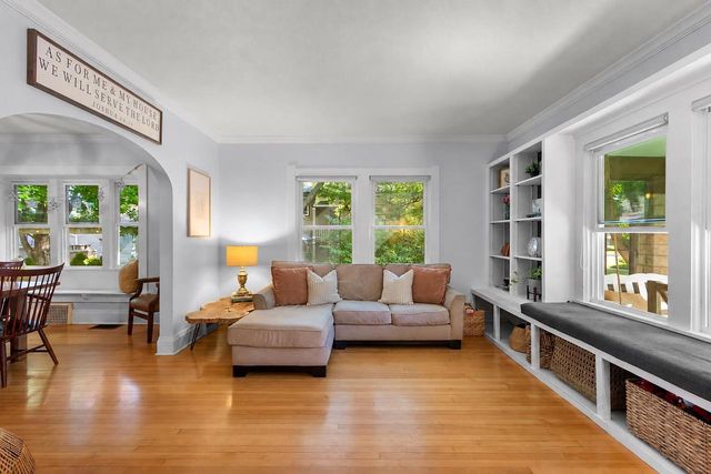 1017 ELIZA STREET, Green Bay, WI 54301