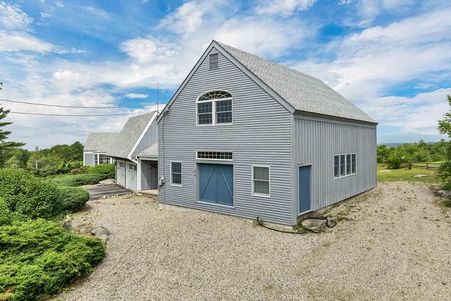 36 Blueberry Hill Road, Wolfeboro, NH 03894