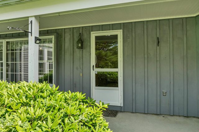 36 Blueberry Hill Road, Wolfeboro, NH 03894