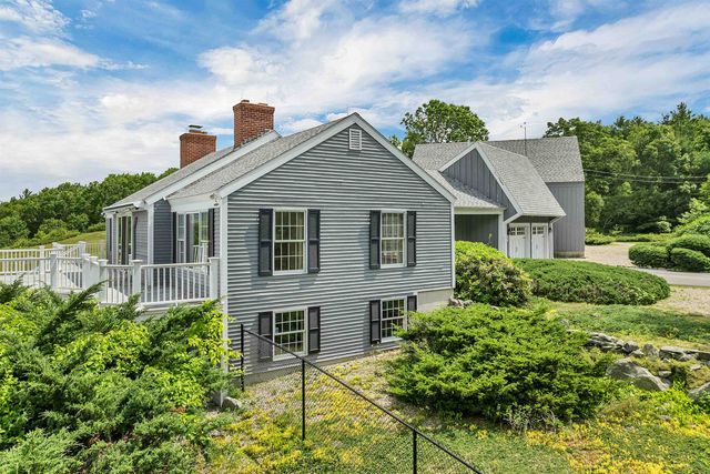 36 Blueberry Hill Road, Wolfeboro, NH 03894