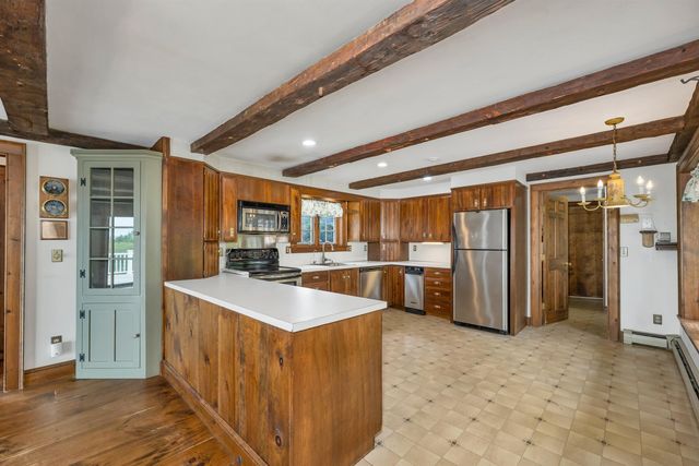 36 Blueberry Hill Road, Wolfeboro, NH 03894