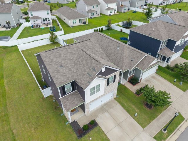 7051 Paisley Wood Dr, Antioch, TN 37013