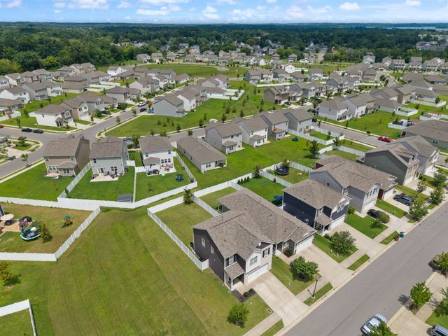 7051 Paisley Wood Dr, Antioch, TN 37013