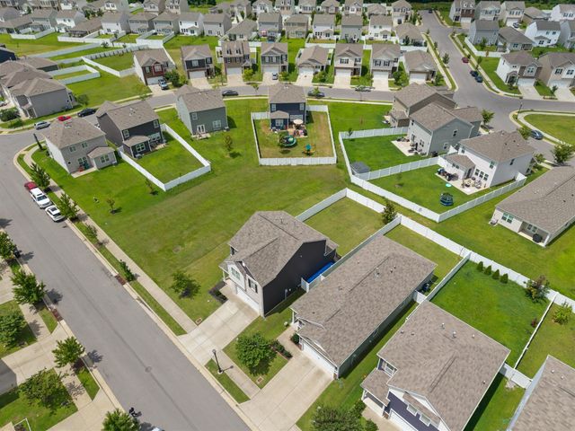 7051 Paisley Wood Dr, Antioch, TN 37013