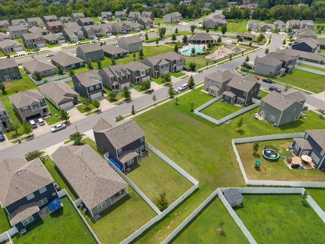 7051 Paisley Wood Dr, Antioch, TN 37013