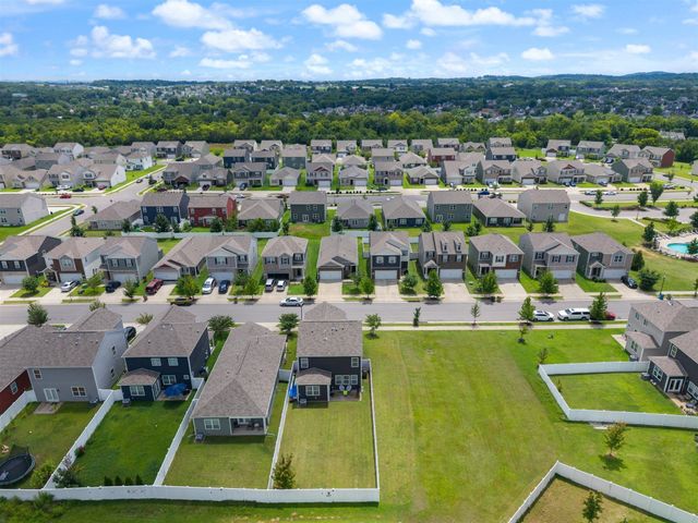 7051 Paisley Wood Dr, Antioch, TN 37013