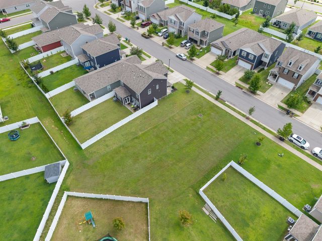 7051 Paisley Wood Dr, Antioch, TN 37013
