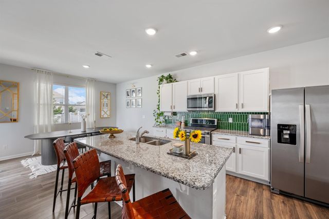 7051 Paisley Wood Dr, Antioch, TN 37013