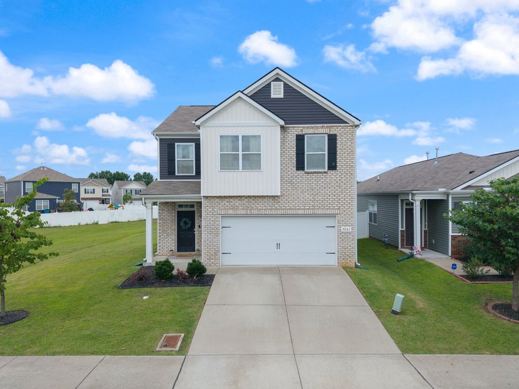 7051 Paisley Wood Dr, Antioch, TN 37013