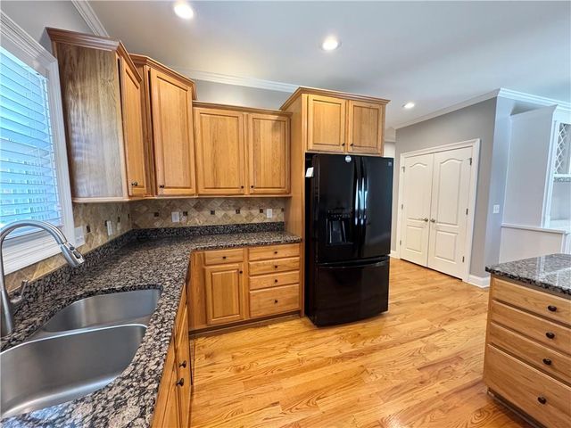 8967 Midlothian Court, Winston, GA 30187