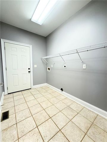 8967 Midlothian Court, Winston, GA 30187