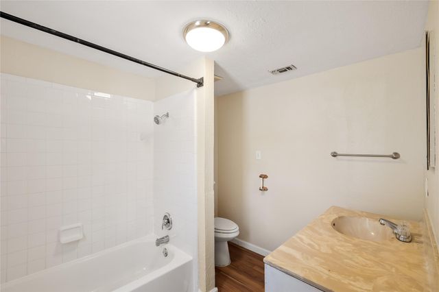 1706 Riverview ST, Austin, TX 78702