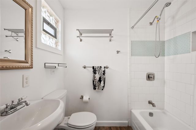 1706 Riverview ST, Austin, TX 78702