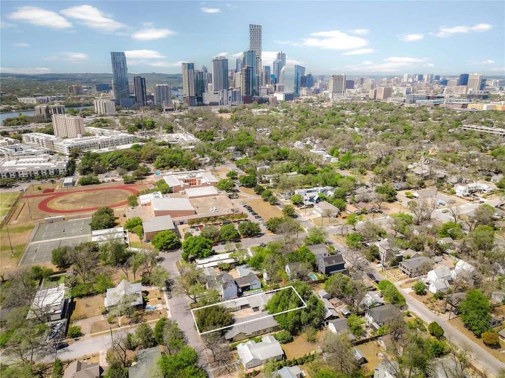 1706 Riverview ST, Austin, TX 78702