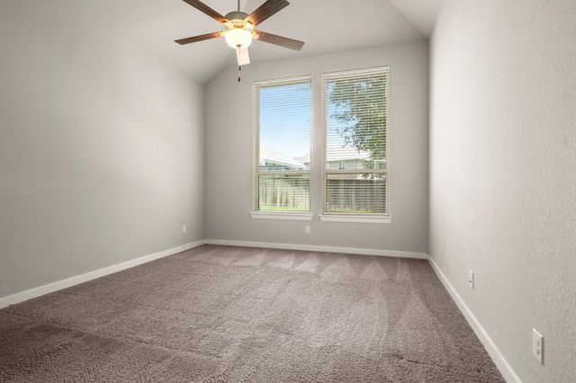 150 Mayfield Drive, Montgomery, TX 77316