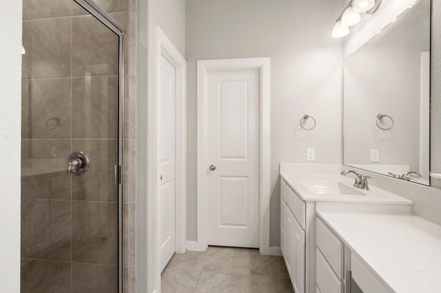 150 Mayfield Drive, Montgomery, TX 77316