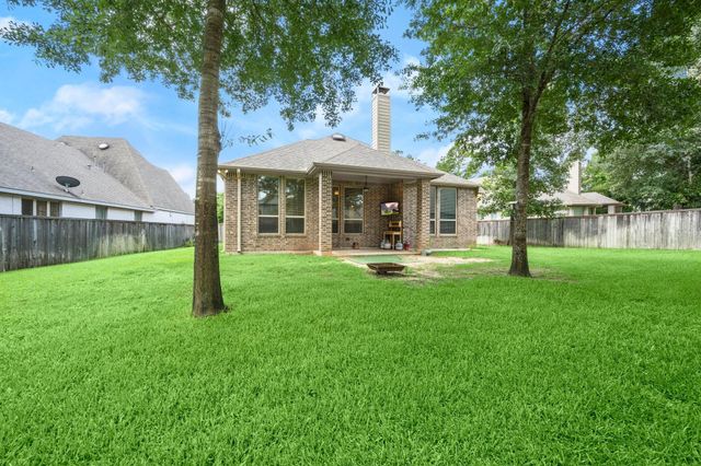 150 Mayfield Drive, Montgomery, TX 77316