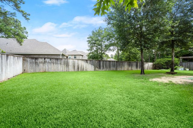 150 Mayfield Drive, Montgomery, TX 77316