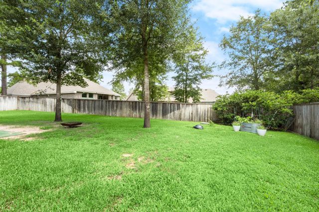 150 Mayfield Drive, Montgomery, TX 77316