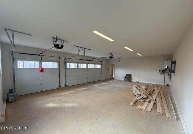 1331 Wagon Hitch Rd, Knoxville, TN 37934