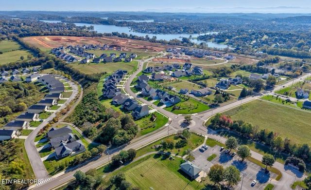 1331 Wagon Hitch Rd, Knoxville, TN 37934