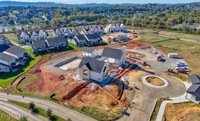 1331 Wagon Hitch Rd, Knoxville, TN 37934