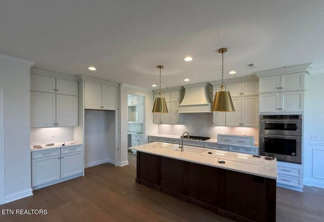 1331 Wagon Hitch Rd, Knoxville, TN 37934