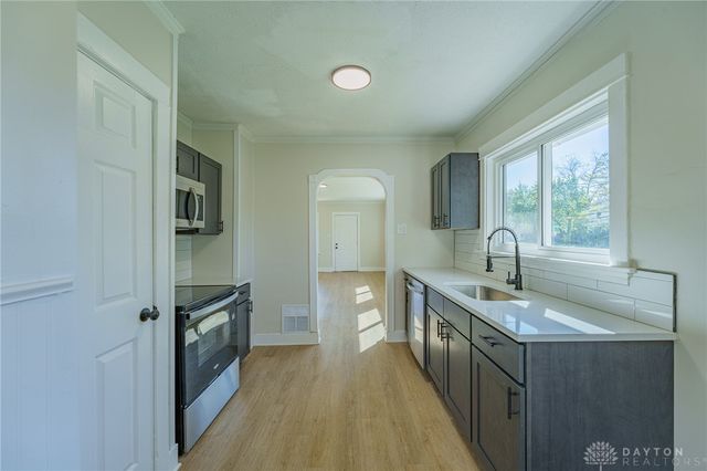 2025 S Smithville Road, Dayton, OH 45420
