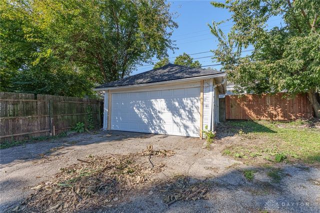 2025 S Smithville Road, Dayton, OH 45420