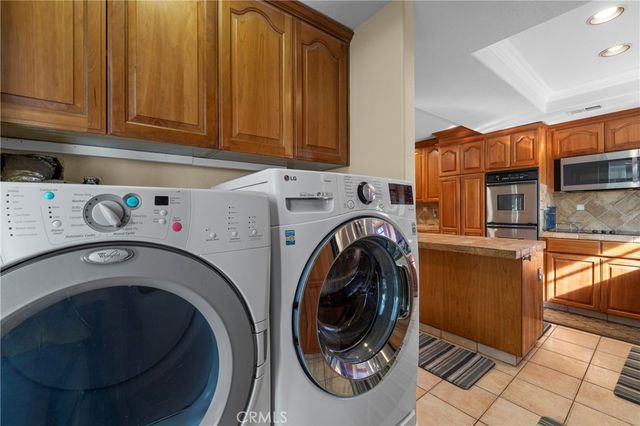 4346 E Casselle Avenue, Orange, CA 92869