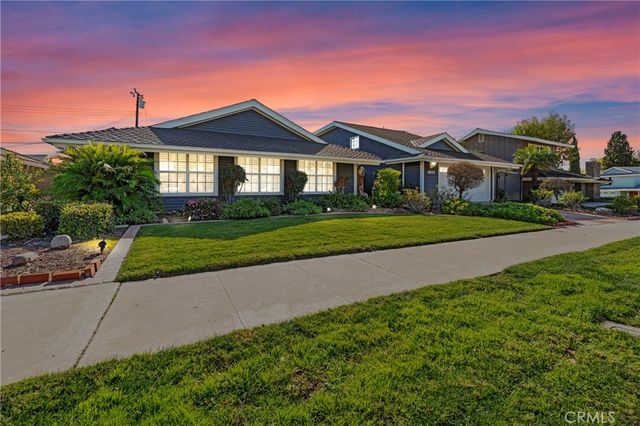 4346 E Casselle Avenue, Orange, CA 92869